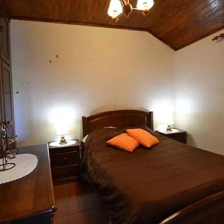Branda Da Aveleira Holiday home
